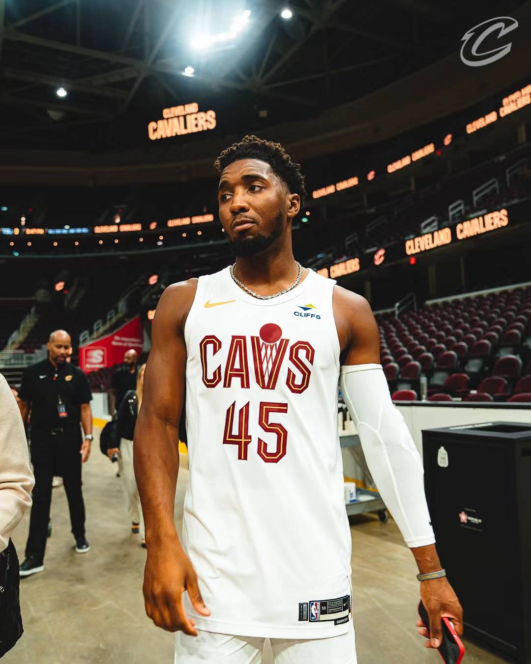 本世纪五大联赛参与百球最快TOP10：C罗70场第1，苏牙71场第2（本世纪五大联赛百球参与速度前十：C罗70场居首，苏亚雷斯71场次席）