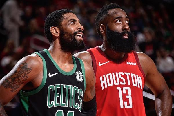 武磊迎34岁生日，个人官博感言：伤痛终将过去，步履始终磊落（武磊34岁生日发文：伤痛终会远去，脚步依旧磊落）