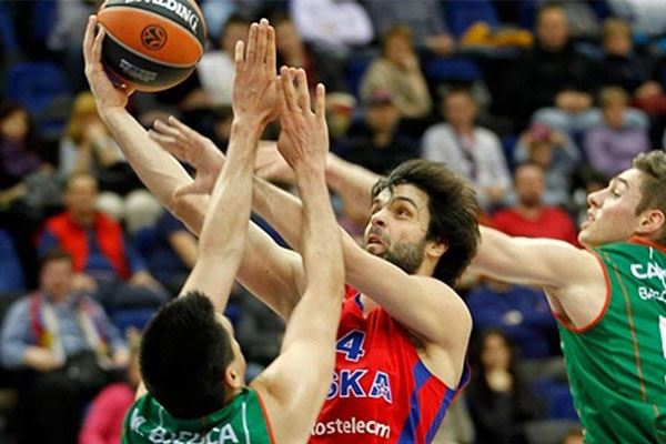 弗兰克：我的首选还是留在中国踢球；我带着喜悦与自豪离队（弗兰克：首选仍是留在中国踢球，离队时满怀喜悦与自豪）